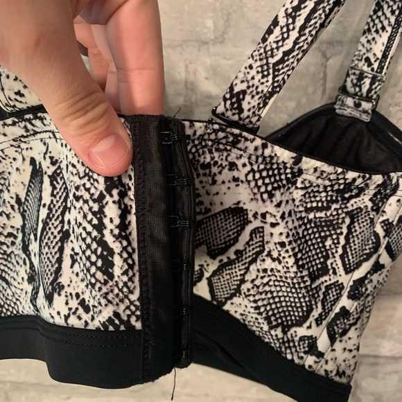 Snake print bikini top - Picture 3 of 5